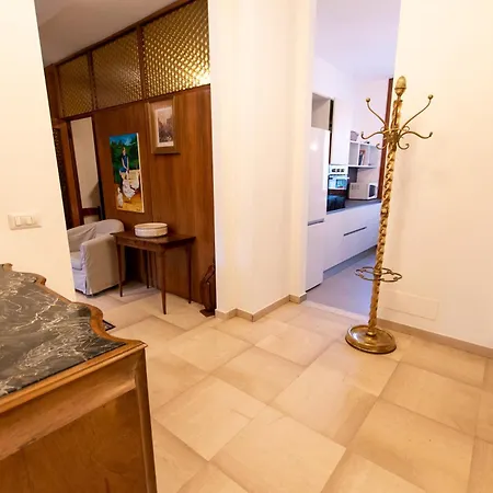 Apartman I Host - Govone 100 Milánó