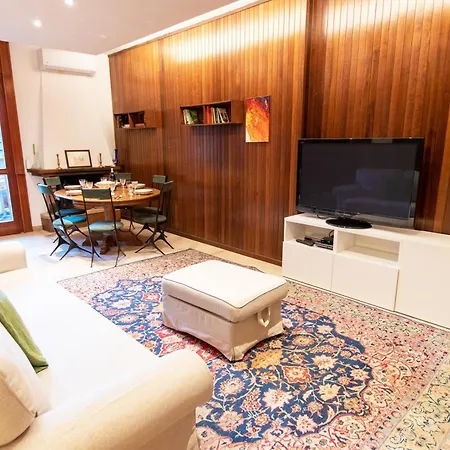 Apartman I Host - Govone 100 Milánó